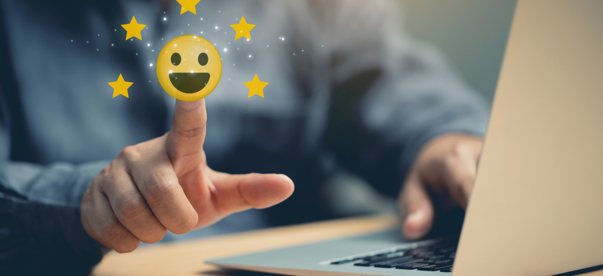 Ein glücklicher Emoji für zufriedene Kunden